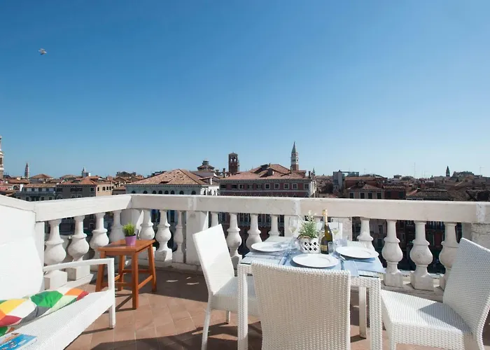 Ve-nice Rialto View Rt-12 Apartman *