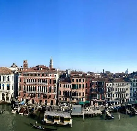 Ve-nice Rialto View Rt-12 Apartment *