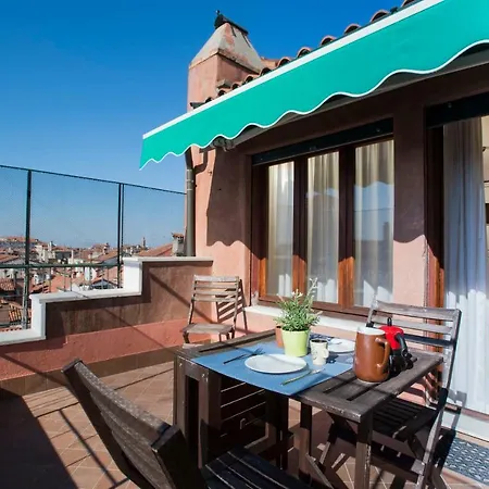 Ve-nice Rialto View Rt-12 البندقية