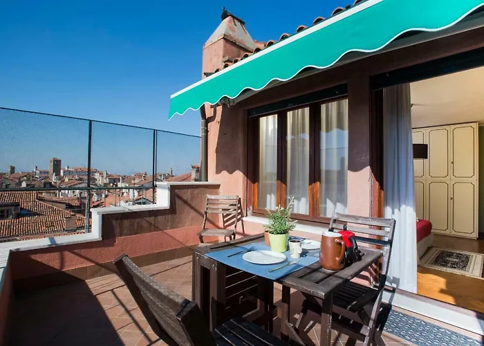 Ve-nice Rialto View Rt-12 Venise